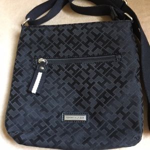 Tommy Hilfiger Black Pocketbook